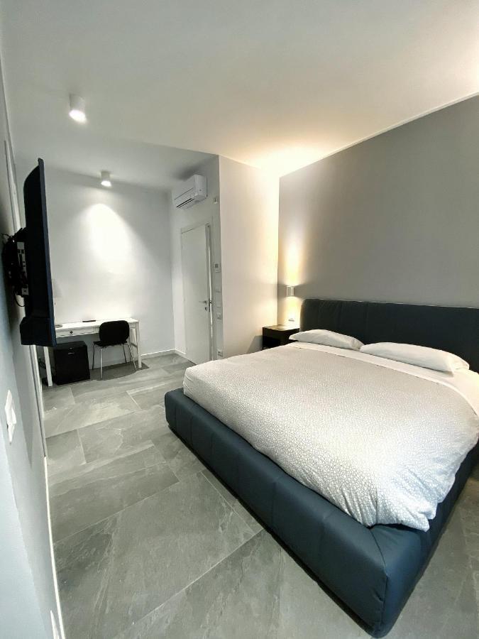 Il Riccio Rooms Милано Екстериор снимка